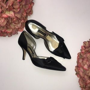 Black Pointed Heels